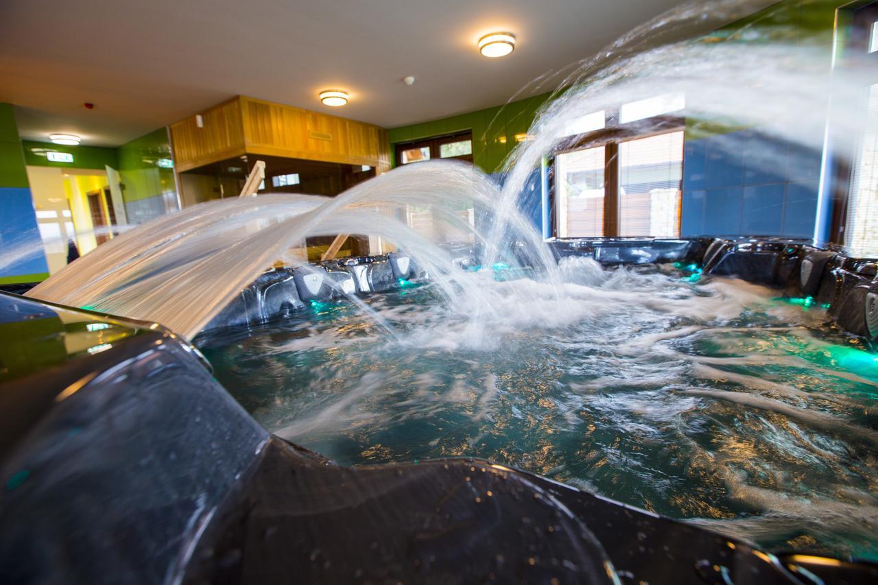 Pole Position Beach Hotel Balatonszarszo Zewnętrze zdjęcie